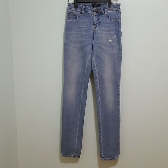 Philipp Plein Illegal Fight Club, slightly distressed skinny jeans. Size 25. - Picture 1 of 6
